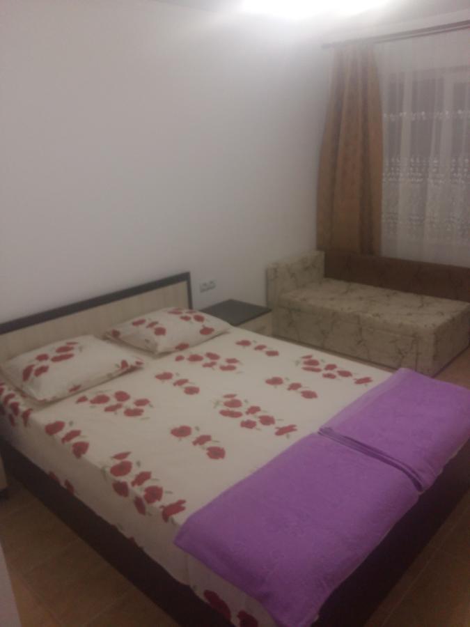 غاغرا Guest House U Aleny المظهر الخارجي الصورة