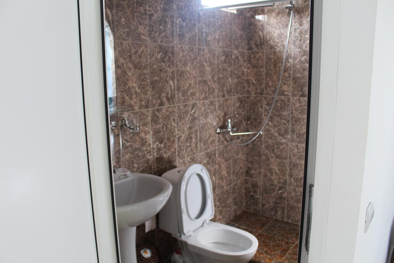 غاغرا Guest House U Aleny المظهر الخارجي الصورة