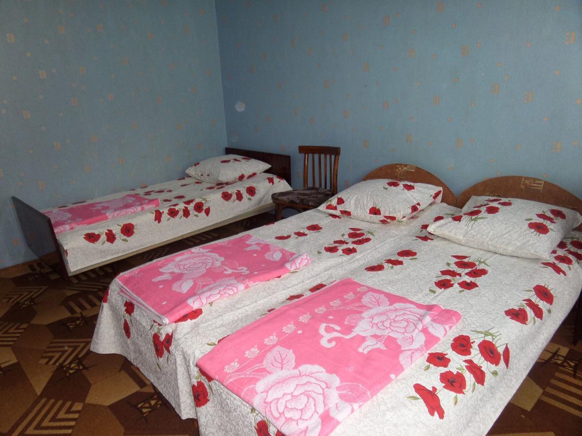 غاغرا Guest House U Aleny المظهر الخارجي الصورة